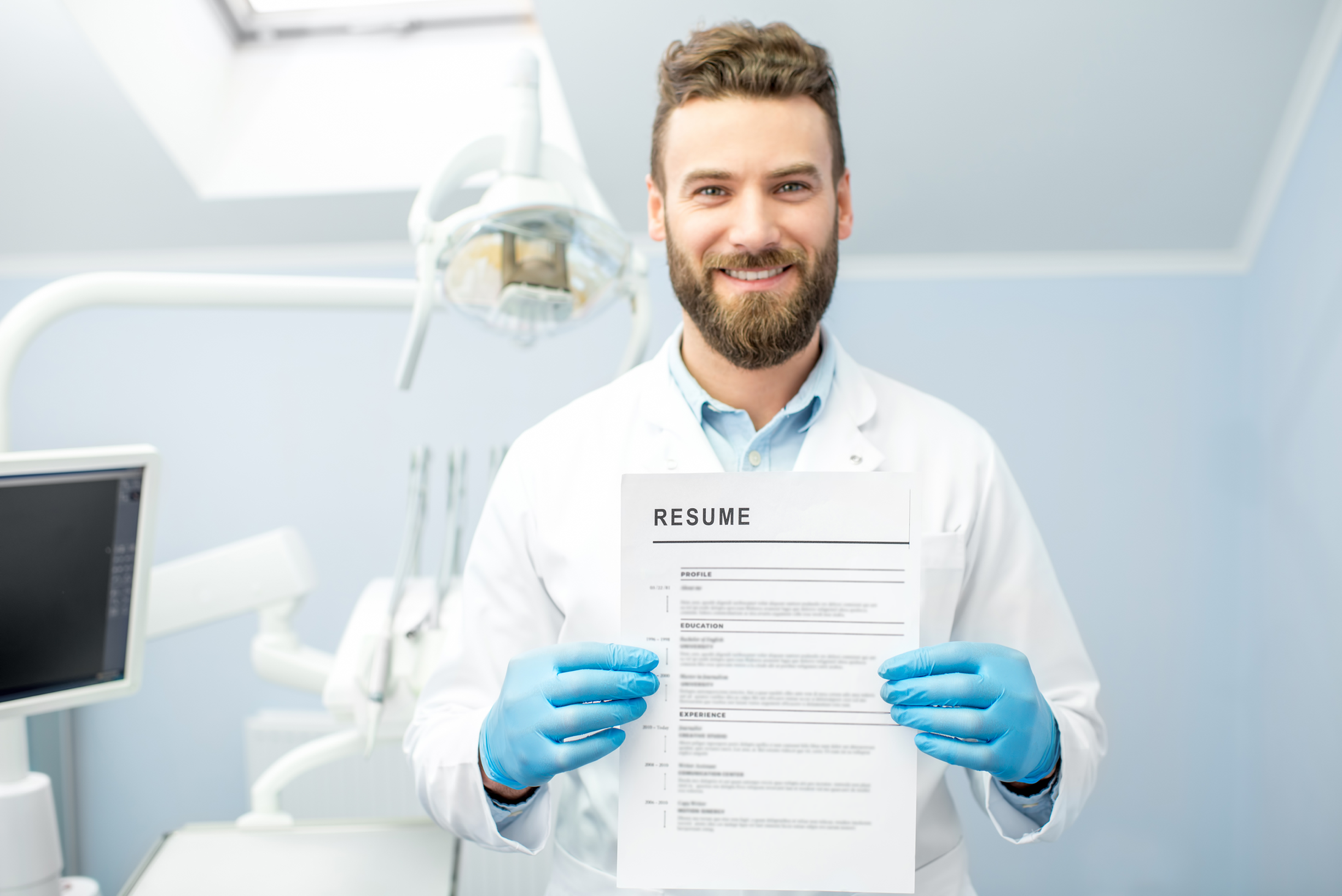 Zahnarzt angestellt selbstständig mit Zertifikat